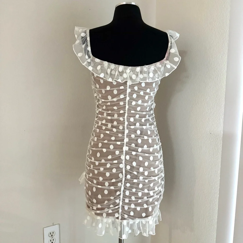 REVOLVE MAJORALLE Bandit Rushed Polka Dot
Ruffed Dress Size Medium - Picture 4 of 7